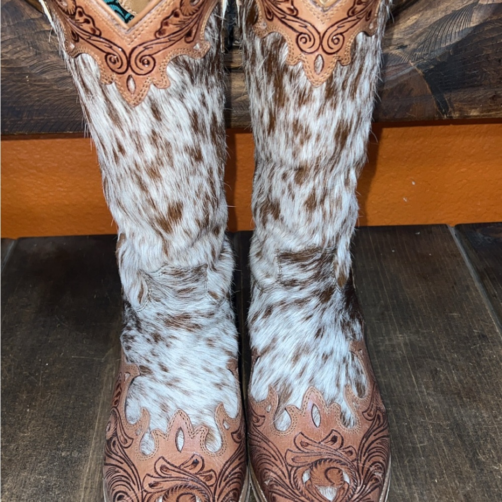Western cowgirl cow hide boots